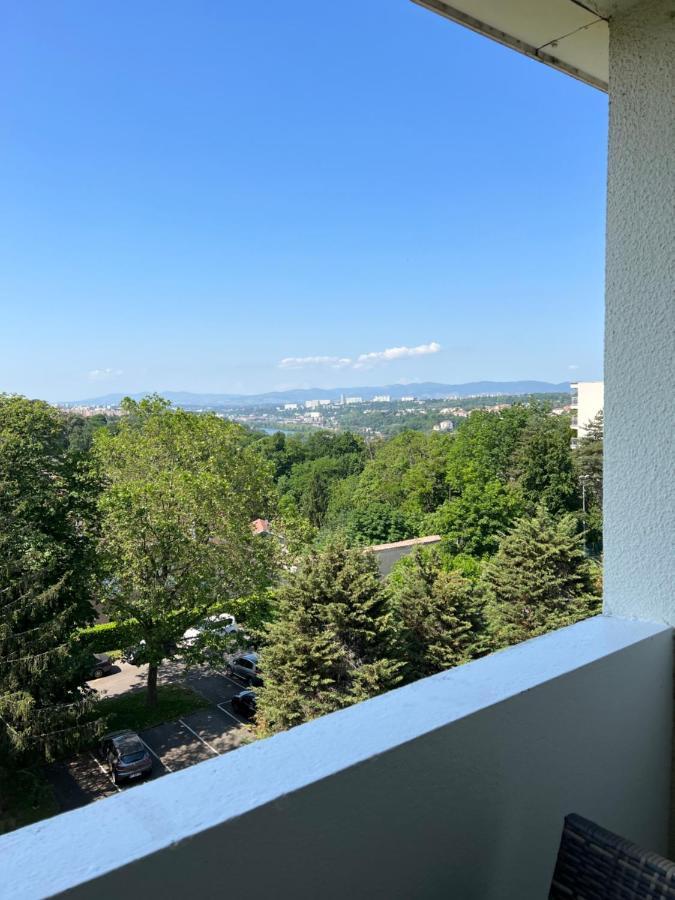 Апартаменты Le Calme - Design - Vue Panoramique Sur La Saone Калюир-Э-Кюир Экстерьер фото