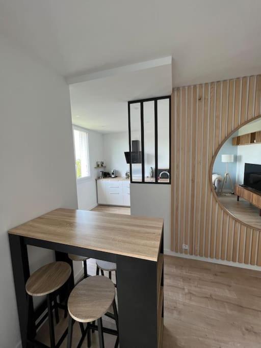 Апартаменты Le Calme - Design - Vue Panoramique Sur La Saone Калюир-Э-Кюир Экстерьер фото